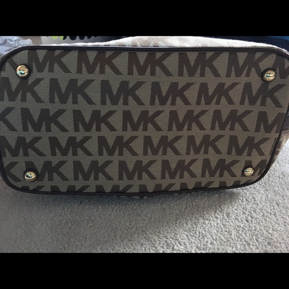 Michael Kors Purse - Picture 3 of 5